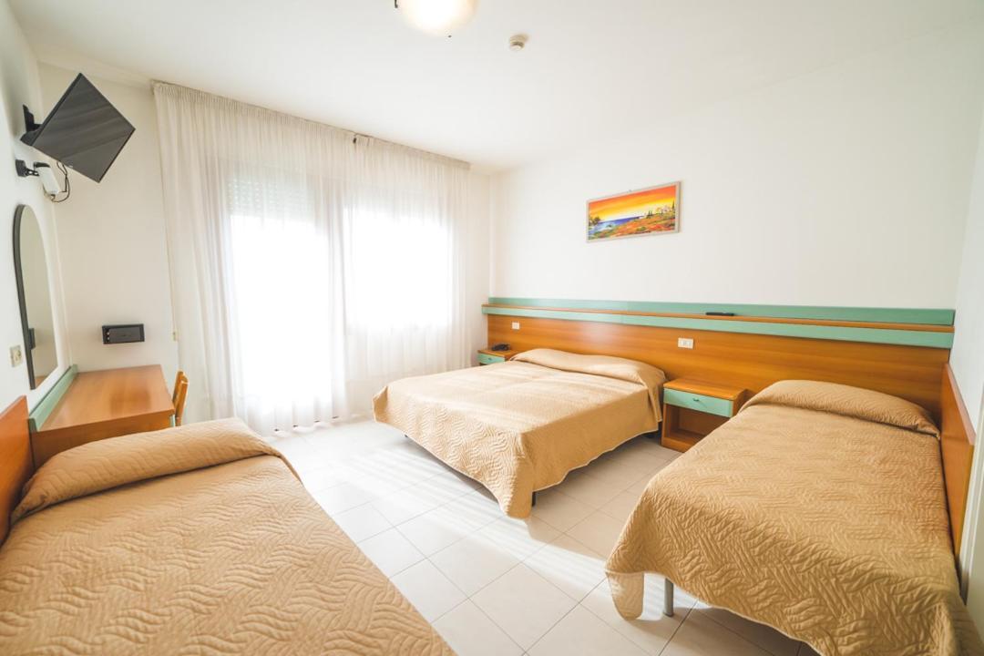 Hotel Grand Prix Соттомарина Экстерьер фото