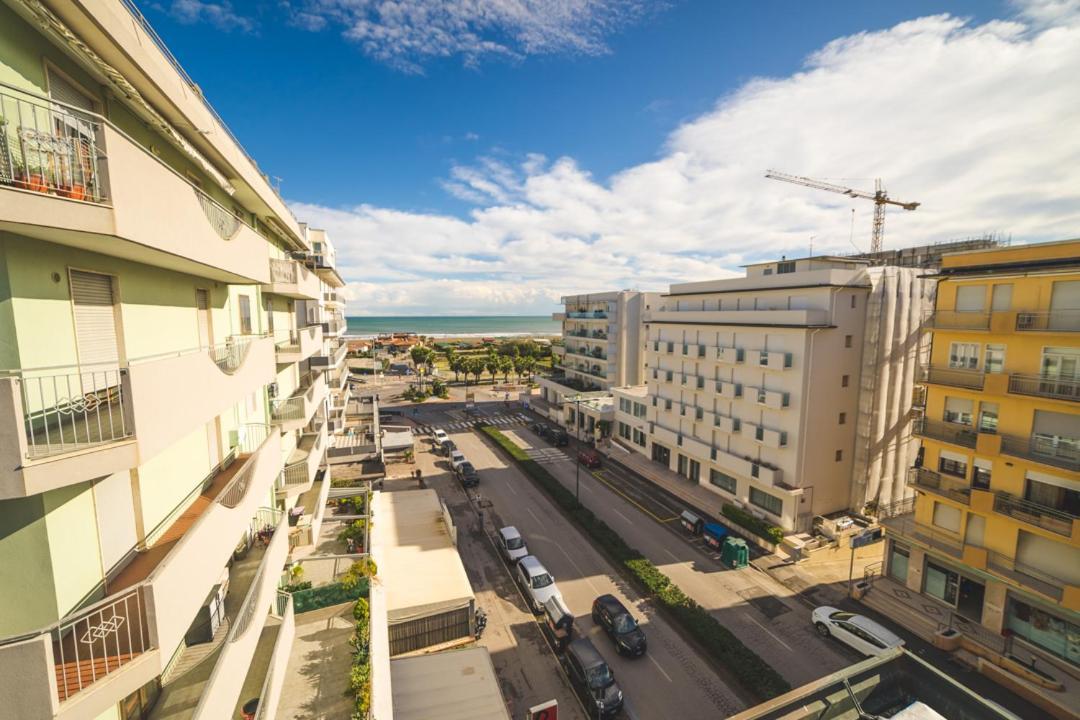 Hotel Grand Prix Соттомарина Экстерьер фото
