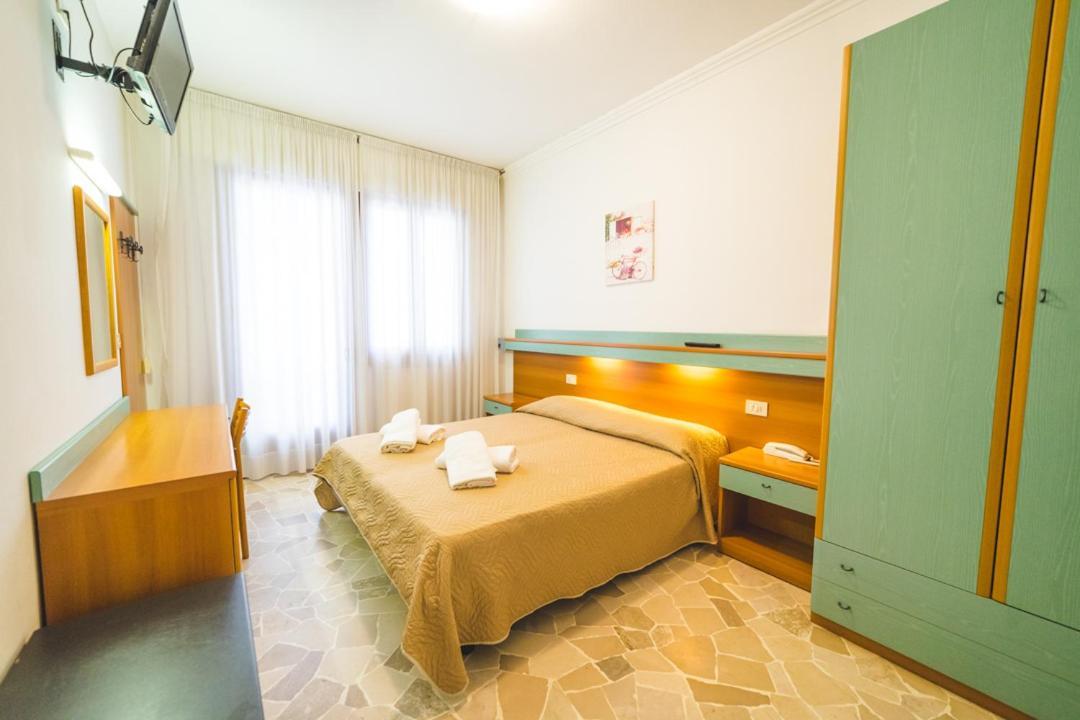 Hotel Grand Prix Соттомарина Экстерьер фото